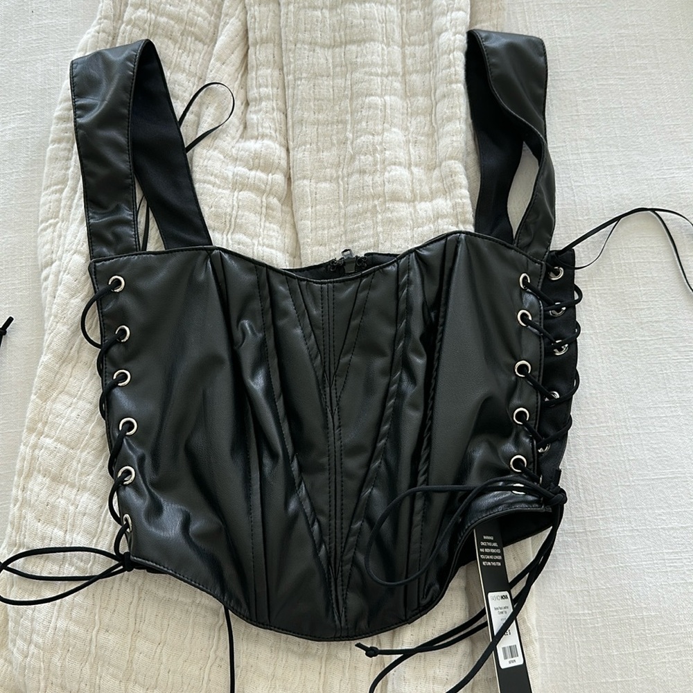 Fashion nova corset